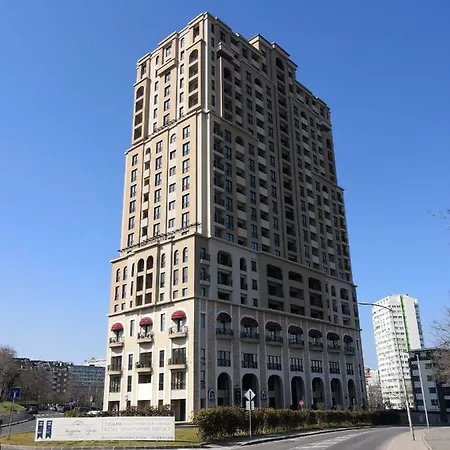 Lazuren Briag 公寓